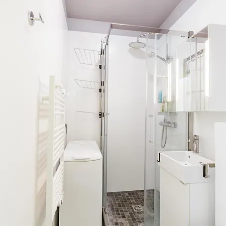 Pour 2p Etudiant Ou Pro Bail Mobilite פריז